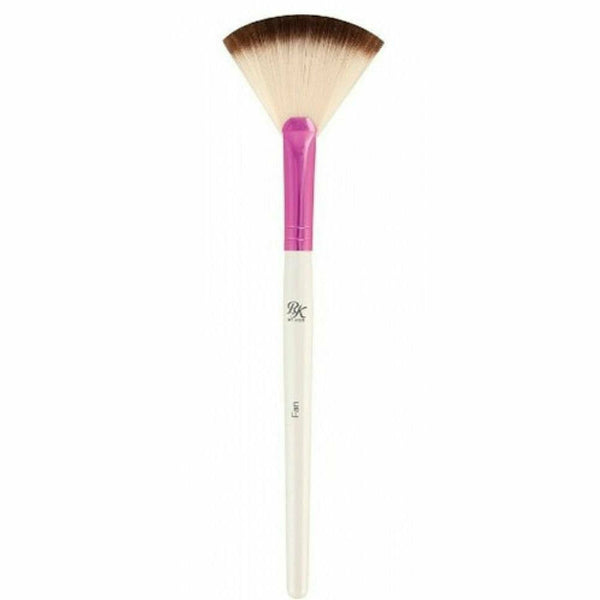Ruby Kisses Cosmetics RUBY KISSES: Fan Brush